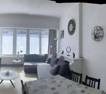 Apartment Le Royal. De Panne