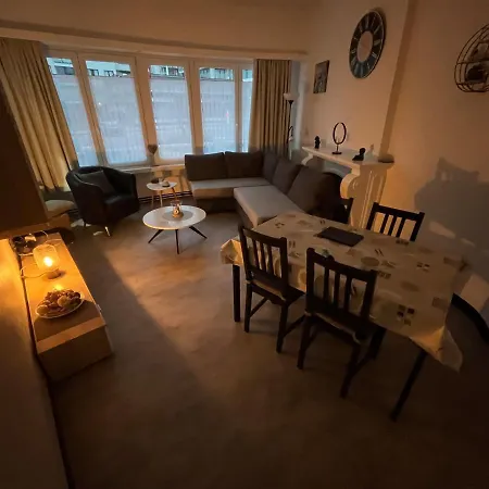 Apartment Le Royal. De Panne